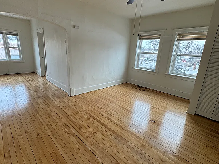3500 S Artesian Ave #3 — Photo 5