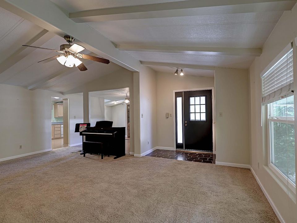 1st image of 3765 Grass Valley Hwy Space 226