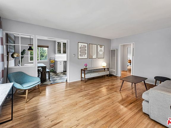 2nd image of 1419 15th St APT 5