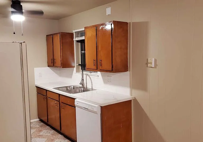 15305 Corsair Rd — Photo 7