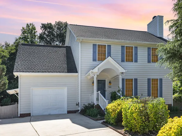 3208 Sandy Bluff Rd, Raleigh, NC 27616