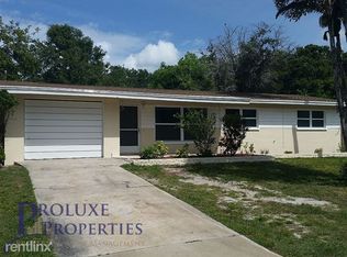 1350 Chesterfield Dr, Clearwater, FL 33756