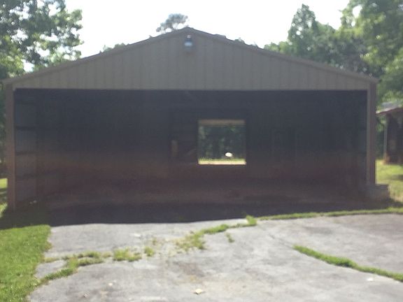 4th image of 3480 Highway 399