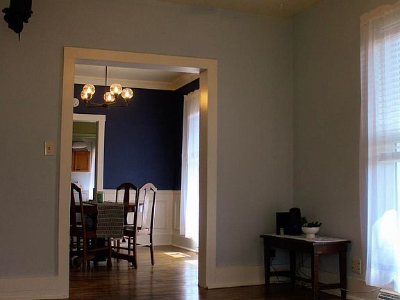 4th image of 1007 S 7th St