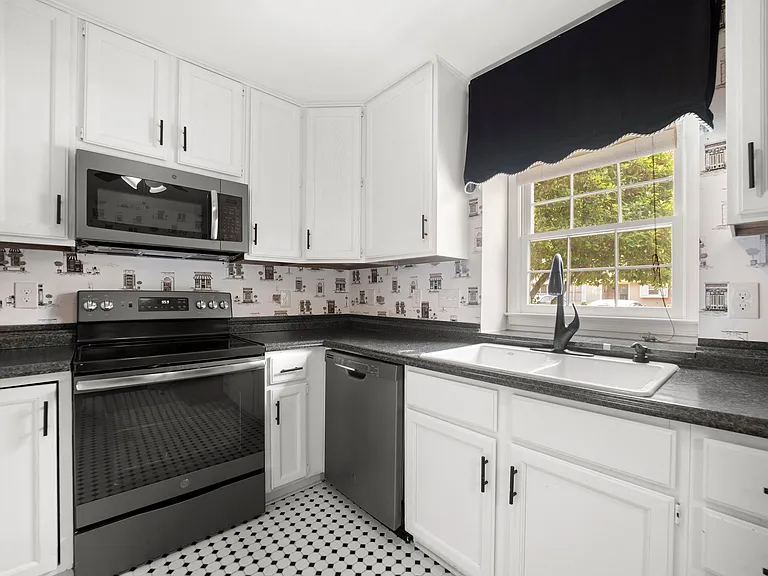 1240 Watermark Ct — Photo 19