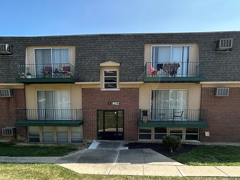 Delshire Apartments — Photo 5