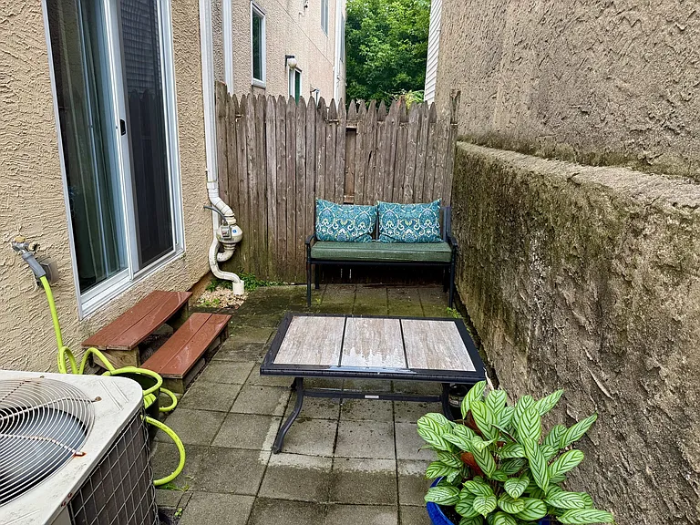 115 Haines St — Photo 7