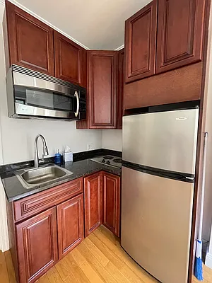 Rented by R New York | media 26