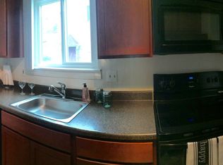 3088 Chelsea Cir, Ann Arbor, MI 48108