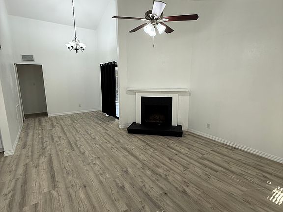 5th image of 125 London Ln
