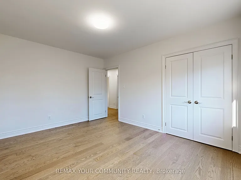 135 Searle Ave — Photo 15