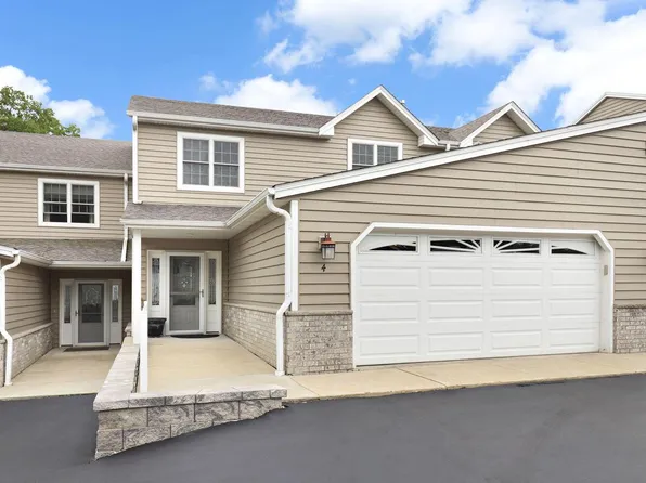 7501 West Wind Lake ROAD #4, Waterford, WI 53185