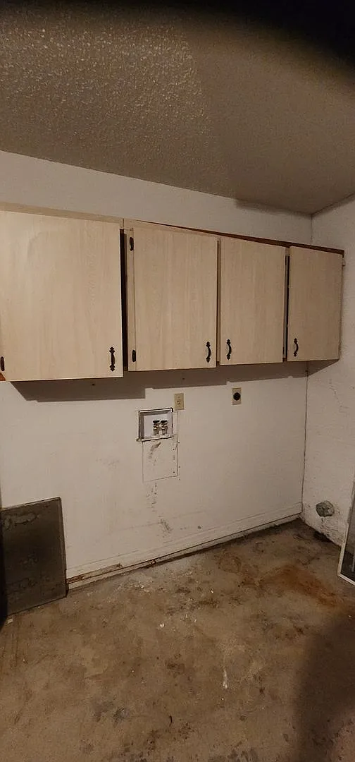 Single Family Home — Photo 3