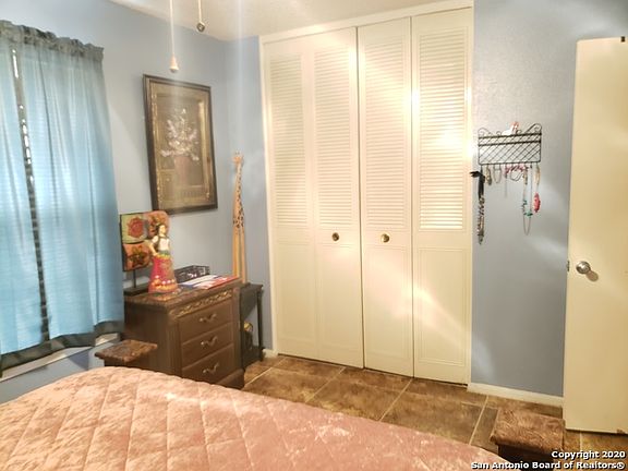 5th image of 7223 Westlawn Dr