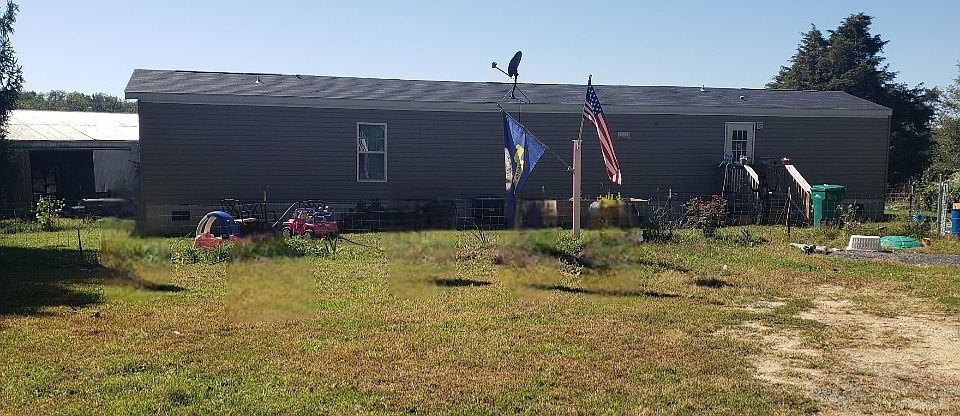 View from the driveway when you first pull in.