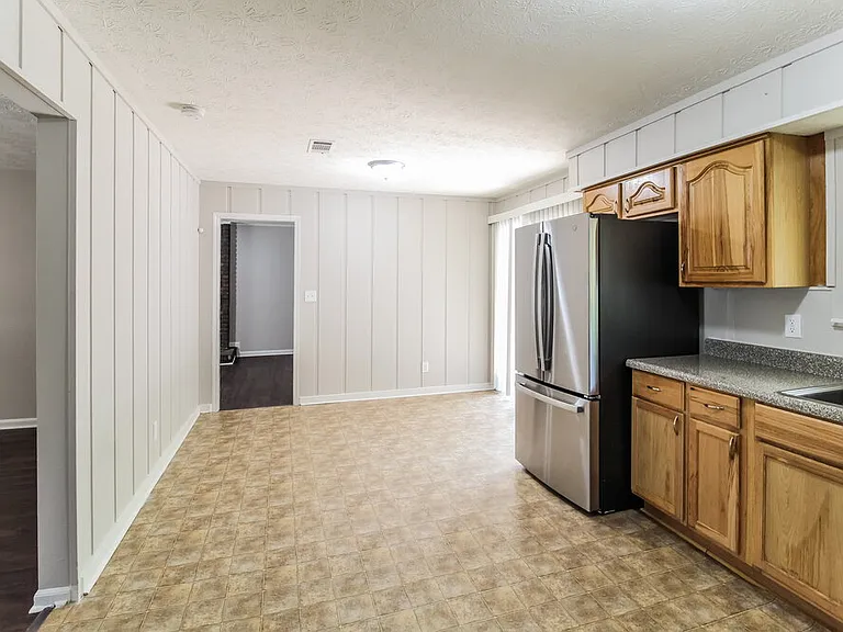 2861 Panther Ct — Photo 8