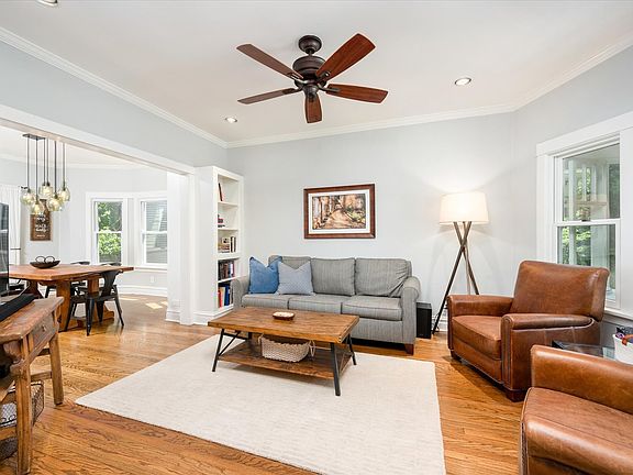 5th image of 810 Highland Ave