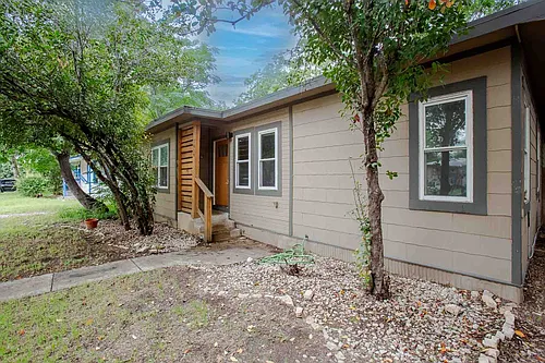 1017 Haynes St #1019 Photo 1