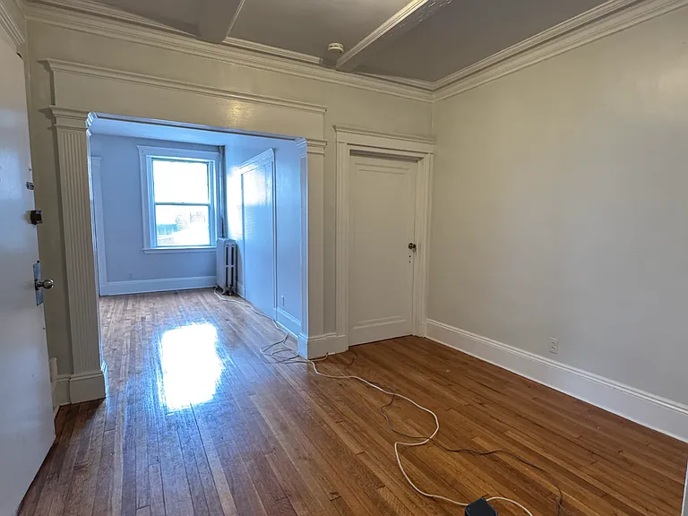 104 Strathmore Rd #2 — Photo 4
