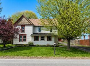 18 Burdick Ave, Edmeston, NY 13335