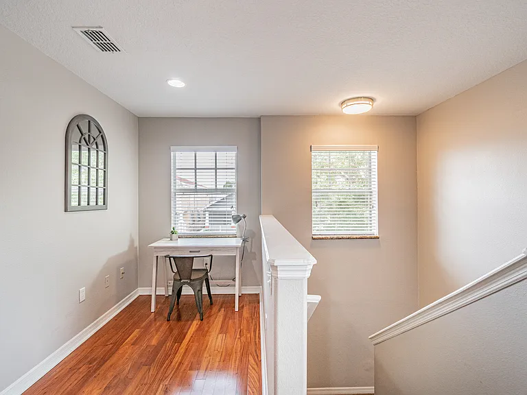 2907 W Chestnut St — Photo 38