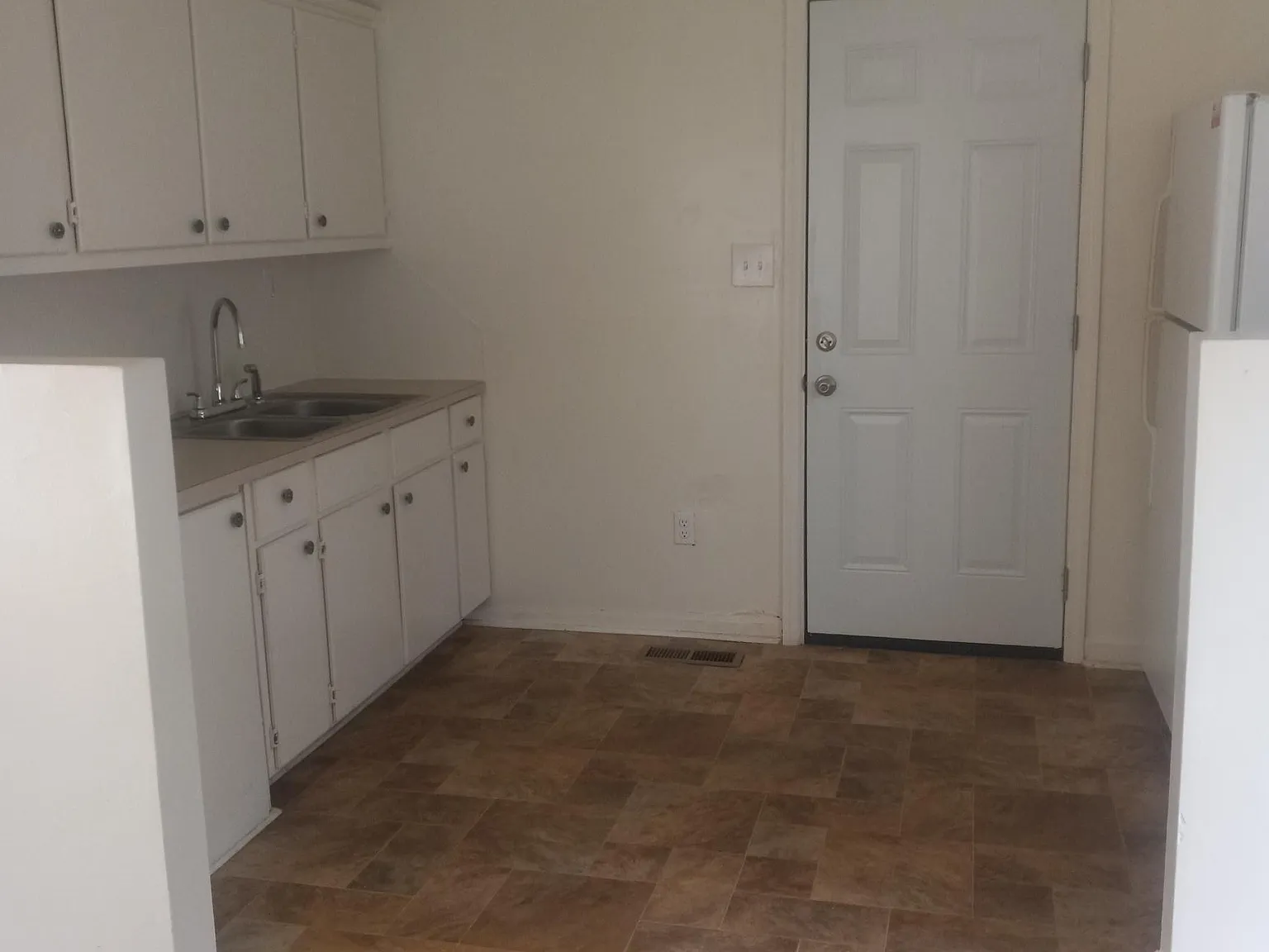 2 bed, 612 sqft, $650 — Photo 3