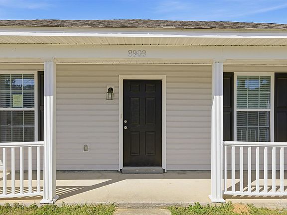 4th image of 8909 Camshire Cir