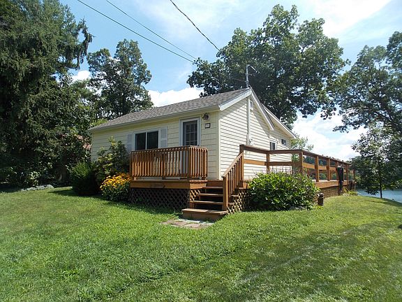 4th image of 71 Shore Dr