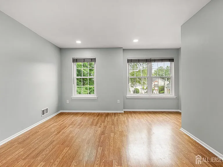 259 Retta Ct — Photo 8