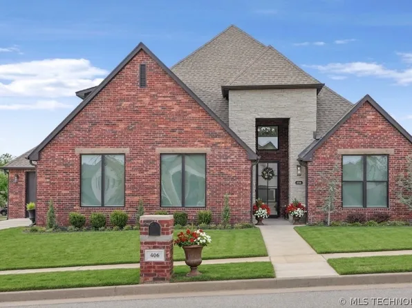 406 N 84th Pl, Broken Arrow, OK 74014