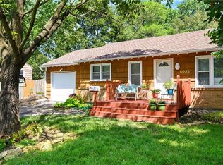 6025 Goodman St, Overland Park, KS 66202