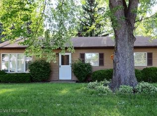 248 N Pershing Ave, Mundelein, IL