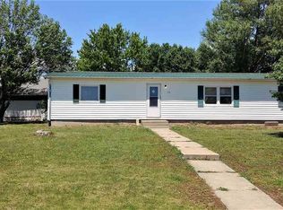 610 E 4th St, Lebo, KS 66856