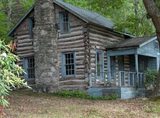 285 Frank Mast Rd, Banner Elk, NC 28604