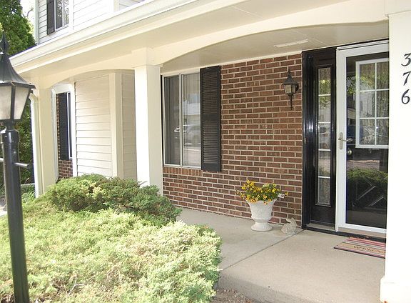 2nd image of 376 Coventry Ct #1