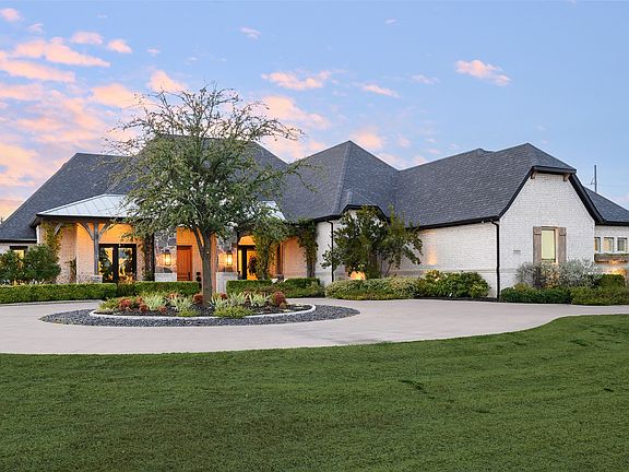 2nd image of 1501 Stony Trl