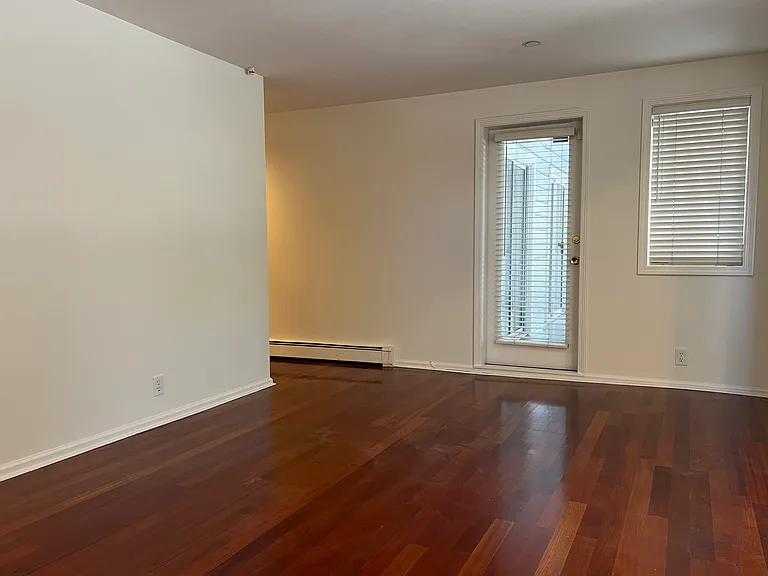757 N Point St #1 — Photo 18
