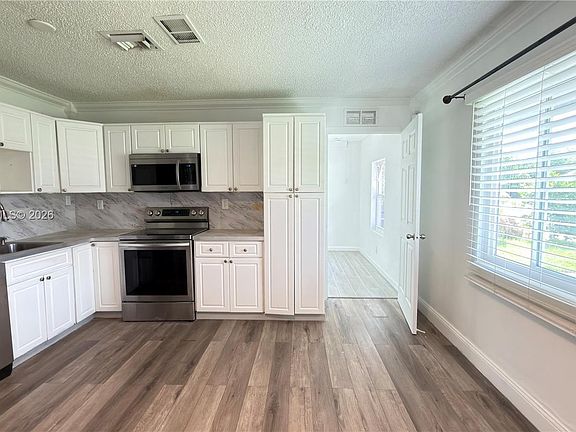 4th image of 8151 SW 7th St