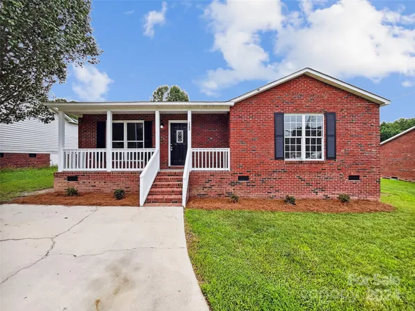 1502 E Main St, Cherryville, NC 28021