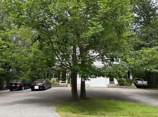 9A Fellows Rd, Clifton Park, NY 12065