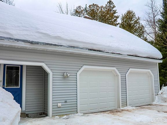 4th image of 1113 12th Ave