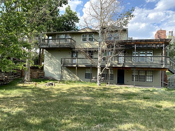 8646 Thunderbird Road- back yard