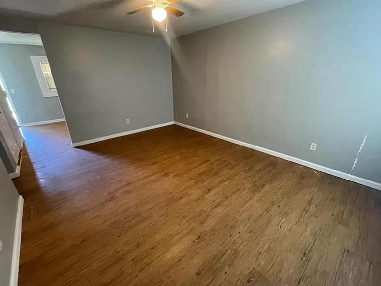 862 Saint Benedict Dr — Photo 5