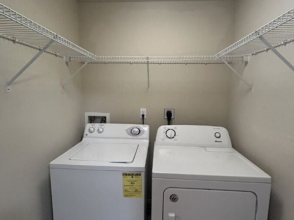 5621 Pershing Ave APT 11