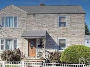 342 Paderewski Ave, Perth Amboy, NJ 08861