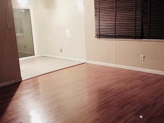 3rd image of 275 La Pala Dr APT 3