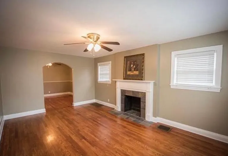 2537 Ridgewood Ave — Photo 9