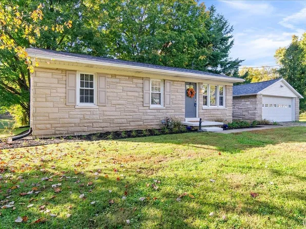 801 Sharon Rd, Newburgh, IN 47630