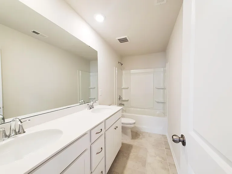 1009 Gabardine Ln — Photo 7