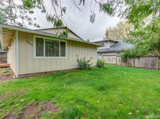3508 Lakeway Dr, Bellingham, WA 98229